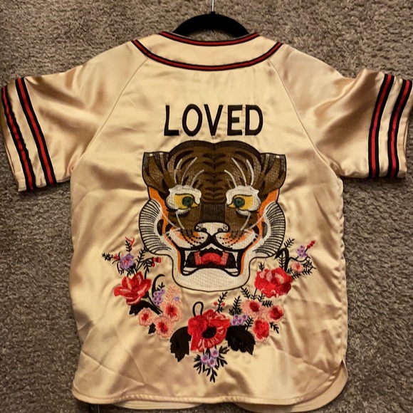 Brand new!!! Never been worn!!! Silk Capri Set - Picture 4 of 4